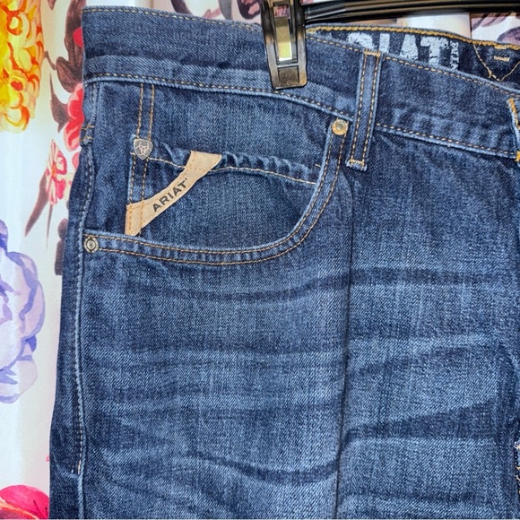 Ariat Men’s M4 Low Rise Legacy Jeans - Picture 2 of 7